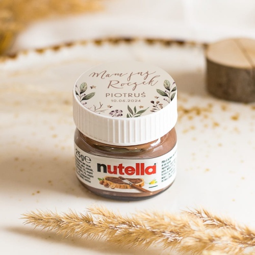 Mini nutella w słoiczku na prezent dla gości z okazji pierwszych urodzin dziecka.