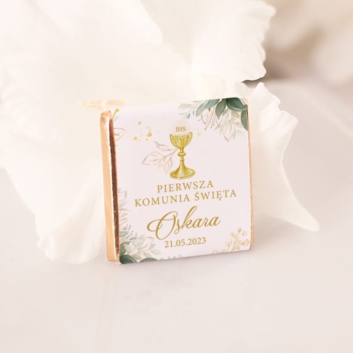 Mleczne czekoladki belgijskie na podziękowanie dla gości komunijnych. Personalizowane czekoladki na prezent.