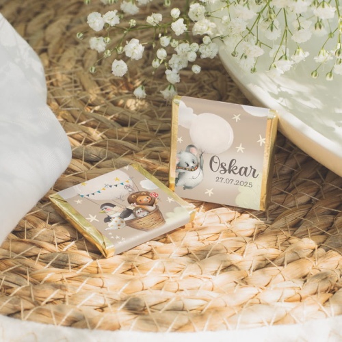 Mleczne czekoladki w personalizowanych owijkach z imieniem dziecka