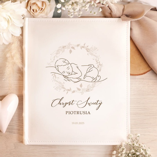 Album personalizowany na wklejane zdjęcia. Pamiątka na Chrzciny chłopca.