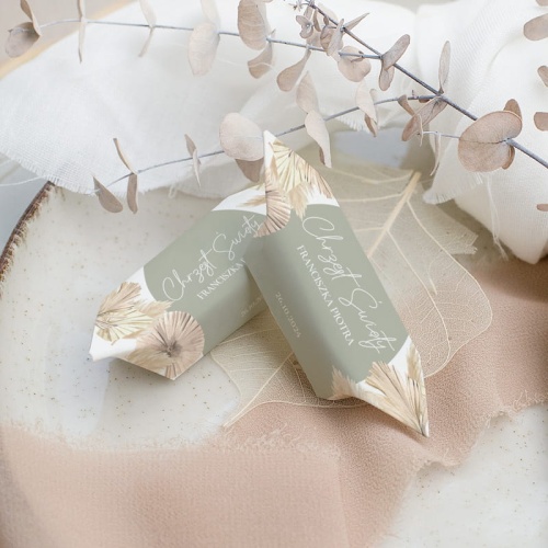 Krówki personalizowane z imieniem. Słodki upominek dla gości z okazji Chrztu Świętego.