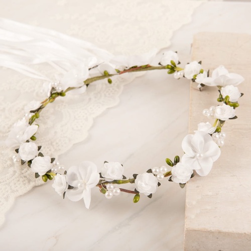 Wianek komunijny z kwiatkami i perełkami. Wianek dla dziewczynki na Komunię.