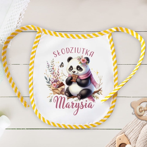 Personalizowany śliniak z imieniem urocza panda. Praktyczny upominek dla bobasa.