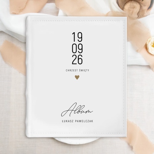 Pamiątkowy album na Chrzest Święty