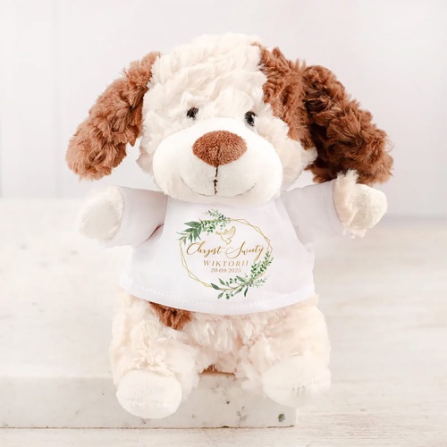 Pluszowy piesek. Maskotka na pamiątkę chrztu świętego dziecka.