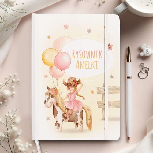 Rysownik dla dziewczynki. Notatnik dla dziewczynki. Pamiętnik z imieniem dziewczynki. Notes z gumką.