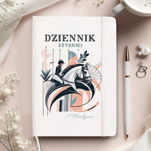 Notatnik dla miłośniczki jazdy konnej. Notes z gumką dla koniary. Akcesoria do szkoly dla miłośniczki koni.