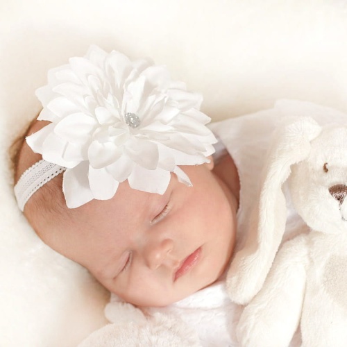 Opaska dekoracyjna na głowę dziewczynki z dużym kwiatem
