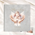 Szary album na Chrzest Święty z ilustracją śpiącego aniołka i personalizacją.