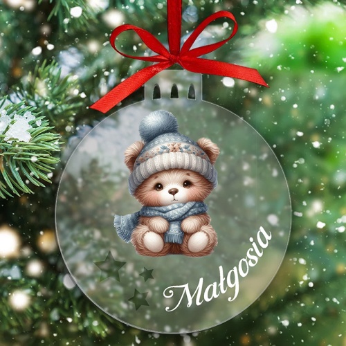 Bombka akrylowa z uroczą grafiką misia i personalizacją w postaci imienia.