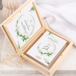 BIBLIA Komunijna w Pudełku z Grawerem Majowa Konwalia