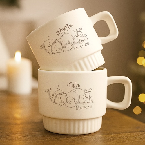 Zestaw kubków ryflowanych dla świeżo upieczonych rodziców.