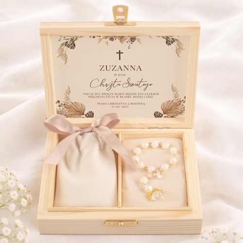 skrzyneczka-z-rozancem-chrzest