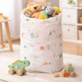 Worek kolorowy z motywem zwierzątek. Sposób na przechowywanie zabawek w pokoju dziecka.