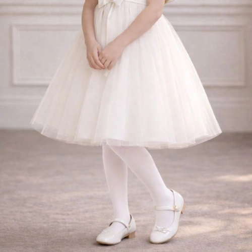 Białe rajstopki dla dziewczynki. Rajstopy z mikrofibry.