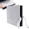 Personalizowany album dla dziecka jako prezent na Chrzest Święty