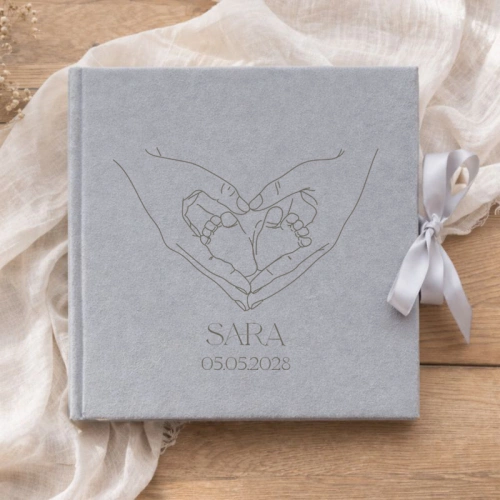 Welurowy album na narodziny dziecka z imieniem