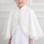 PELERYNKA komunijna polarowa z pomponikami 