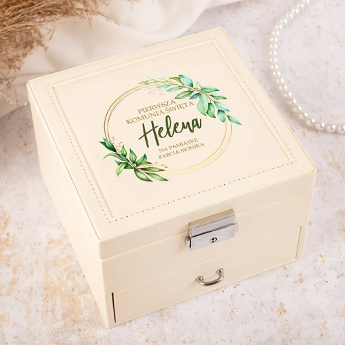 Personalizowana szkatułka na biżuterię komunijną. Wyjątkowy prezent dla dziewczynki na Komunię.