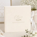 Personalizowany album na zdjęcia jako pamiątka Pierwszej Komunii Świętej