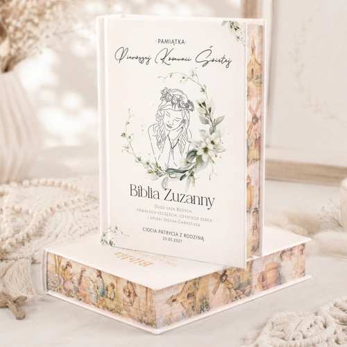 Biblia komunijna z kolorowymi brzegami kartek. Personalizowana pamiątka dla dziewczynki.