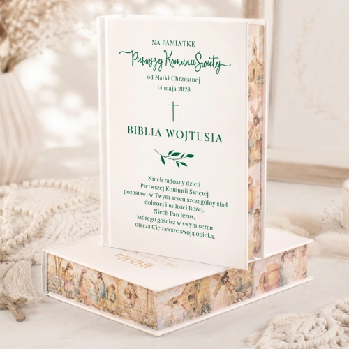 Biblia komunijna z barwionymi brzegami.