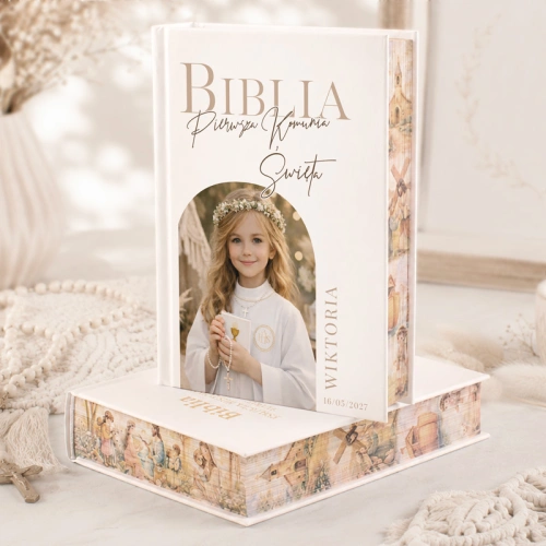 Biblia komunijna ze zdjęciem dziecka na okładce. Wydanie z barwionymi brzegami.