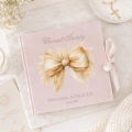 Personalizowany album welurowy w różowym kolorze ze wstążkami. Prezent na Chrzciny.