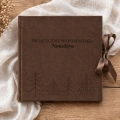 Welurowy album na świąteczne zdjęcia z personalizowanym napisem „Świąteczne wspomnienia” i nazwiskiem rodziny.