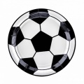 Zestaw zawiera 6 sztuk papierowych talerzyków jednorazowych. Każdy z nich ma wyjątkowy kształt i wzór czarno-białej piłki do futbolu.