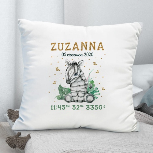 Prezent dla dziecka na każdą okazję: Chrzest, narodziny, roczek, urodzinki. Biała poduszka z imieniem dziecka i pięknym nadrukiem.