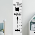 Miarka wzrostu z Batmanem to rewelacyjny prezent dla każdego małego fana superbohaterów.