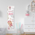 Miarka z motywem baletnicy to wspaniała ozdoba każdego dziewczęcego pokoiku.