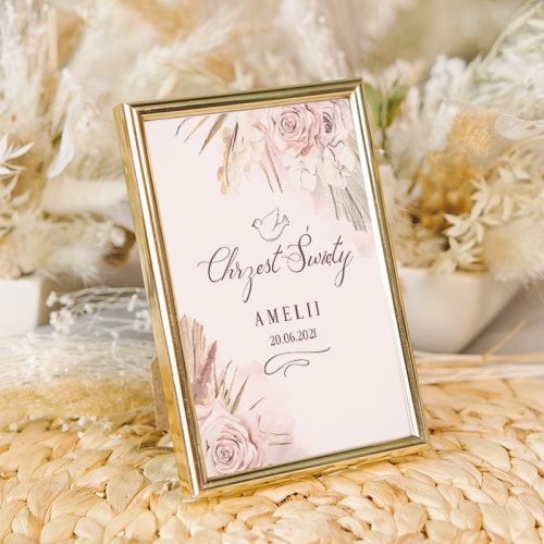 Tabliczka na stolik z dekoracyjnym napisem na chrzest święty z kolekcji Natural.