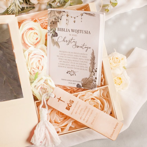 ZESTAW BIBLIA personalizowana w ozdobnym pudełku z Zakładką do książki Pamiątka Chrztu